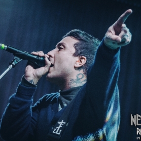 Nepenthe_Frank_Iero_29