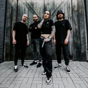 Kopie-von-JINJER_Band04_copyrightLinaGlasir-2048x1365-1-scaled