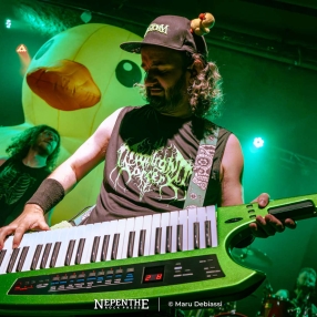 NepentheRockPress_MaruDebiassi_Alestorm_24